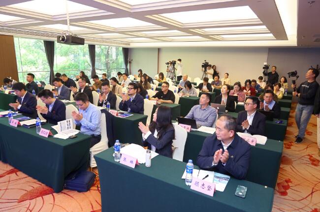 是什么“黑科技”让记者流连忘返？全国30余家主流媒体走进williamhill威廉希尔